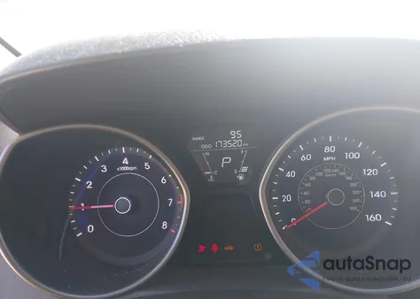 2012 Hyundai Elantra Limited z USA, uszkodzony, nr VIN 5NPDH4AE0CH094805